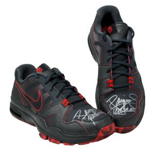 Manny Pacquiao Signed Nike Trainer Shoes Pair Size 12 Bas