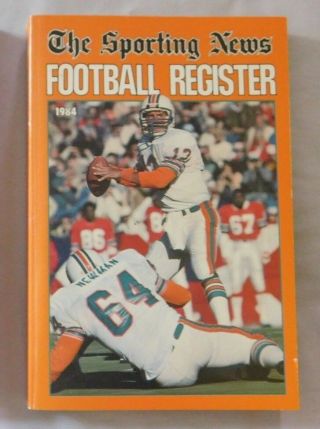 1984 The Sporting News Football Register Dan Marino Miami Dolphins