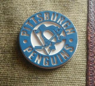 Nhl Vintage Pittsburgh Penguins Standing Board Hockey Fridge Rubber Magnet