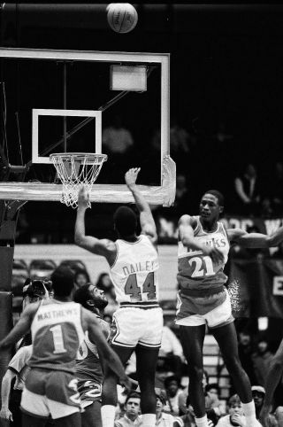 Ld30 - 7 1984 Nba Chicago Bulls Atlanta Hawks Doc Rivers (49) Orig 35mm Negatives