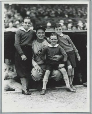 Lou Gehrig George Brace 8x10 Photo Ny Yankees Baseball W/ Young Fans
