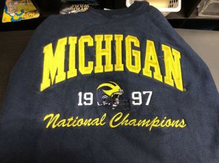 Vintage 1990s Michigan State Wolverines 1997 National Champions Sweater 3