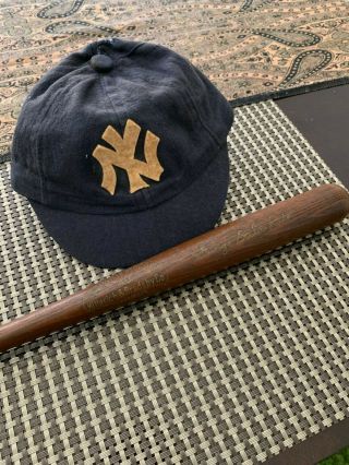 Babe Ruth ' s Personal Hillerich & Bradsby Mini Bat and NY Yankees Mini Hat ONLY 1 3