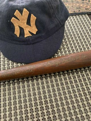 Babe Ruth ' s Personal Hillerich & Bradsby Mini Bat and NY Yankees Mini Hat ONLY 1 4