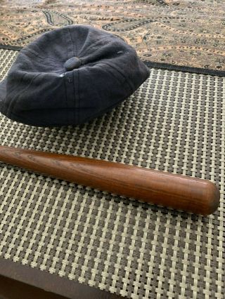 Babe Ruth ' s Personal Hillerich & Bradsby Mini Bat and NY Yankees Mini Hat ONLY 1 5