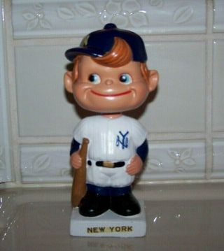 1962 White Sq.  Base York Yankees Nodder/bobblehead Nmt,