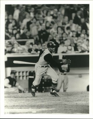 Later Printing Photo Roberto Clemente Of The Pittsburgh Pirates Batting In Game