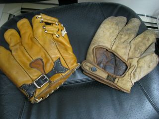 2 OLD BASBEALL GLOVES D&M AND STALL & DEAN SPECIAL 8060 2