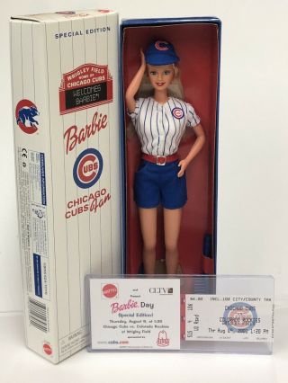 Mattel Chicago Cubs 2001 Barbie Chicago Cubs Fan Special Edition Sga Nib