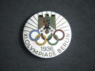 Pinback Badge From The 1936 Summer Olympic Games In Berlin