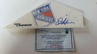 Eric Lindros autographed McFarlaneNew York Rangers Frozen pond 2