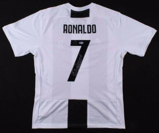 Cristiano Ronaldo Signed Juventus Adidas Jersey (beckett)