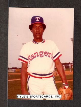 1980 Pepe Frias Rangers Unsigned 3 - 1/2 X 4 - 7/8 Color Snapshot Photo 6