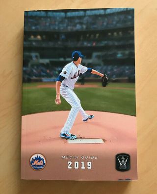2019 York Mets Official Media Guide - - In The Playoff Hunt