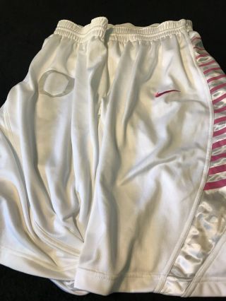 Nike Game Worn Oregon Shorts Size 40/large,  2 Length