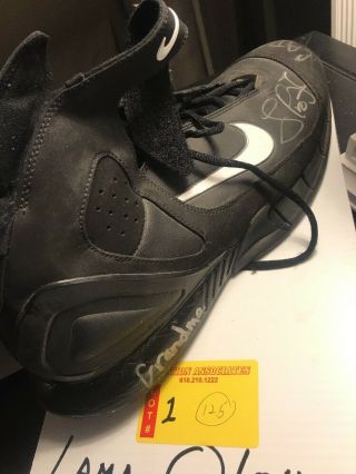 2004 - 05 Game Worn Lamar Odom Autographed Nike Zoom Air LA Lakers Nike Shoes 3