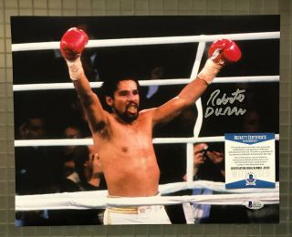 Roberto Duran Signed 11x14 Boxing Photo Beckett Bas Witnessed