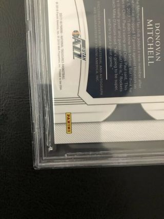 2017 - 18 National Treasures Donovan Mitchell Game Worn Patch BGS 9.  5 10 Auto /49 11