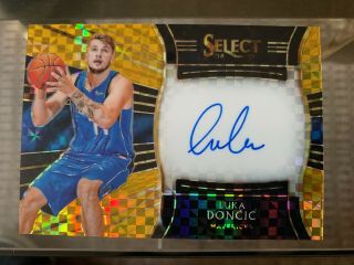18/19 Select Basketball Luka Doncic Auto On Card Gold True Rookie Sp 7/10 