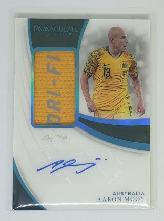 2018 - 19 Immaculate Soccer Aaron Mooy Patch Auto Austarlia 1/1 One Of One