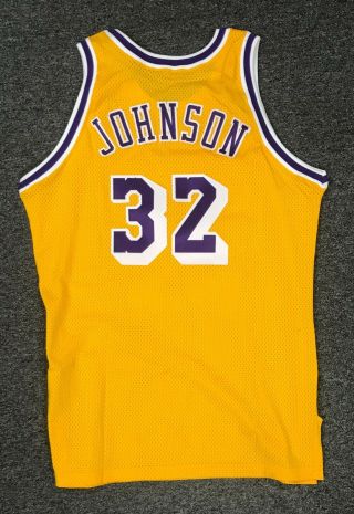 Magic Johnson 32 Signed Lakers Champion Jersey Sz 44 UDA Hologram,  JSA HOF 6