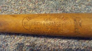 CIRCA 1950 HILLERICH AND BRADSBY JOHNNY PESKY GAME BASEBALL BAT N/R 2