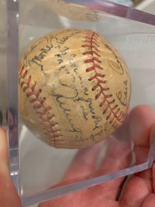 TWO 1936 - 1939 NY Yankees TEAM Autographed Baseball LOU GEHRIG,  JOE DIMAGGIO,  ETC 12