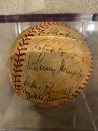 TWO 1936 - 1939 NY Yankees TEAM Autographed Baseball LOU GEHRIG,  JOE DIMAGGIO,  ETC 3