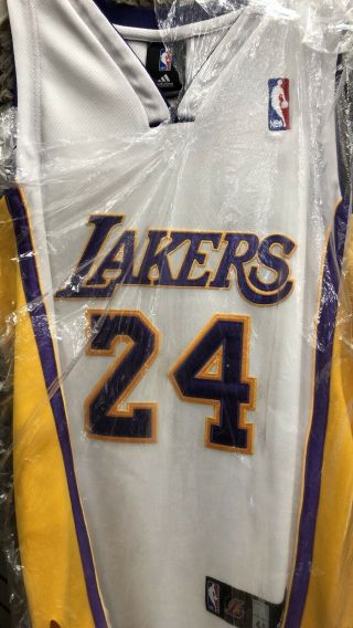 Kobe Bryant Los Angeles Lakers White 24 Jersey Adidas 100 Authentic Sz 44