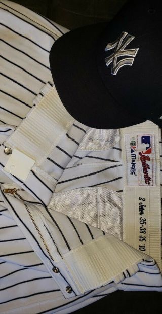 Yankees Derek Jeter GAME WORN Pinstripe Pants - MLB AUTHENTICATED STEINER 3
