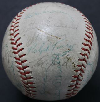 1961 Yankees Team Maris,  Berra,  Skowron,  Ford,  22 Signed Baseball PSA AB06839 7