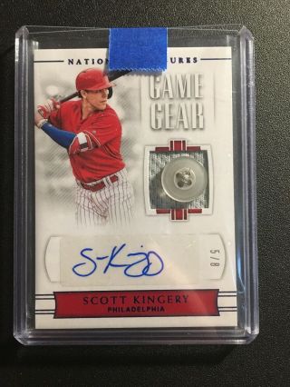 2018 National Treasures Game Gear 4 Scott Kingery Auto Button Patch Relic 5/8