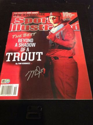 Mike Trout Autographed Signed Sports Illustrated W/mlb Holo
