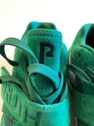 PAUL PIERCE Game - 4/19/11 Playoff Shoes NYK - Photomatched - Celtics 8