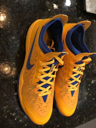 Team Issued Andre Iguodala Golden State Warriors Nike Zoom Crusader Shoes,  16.  5 4