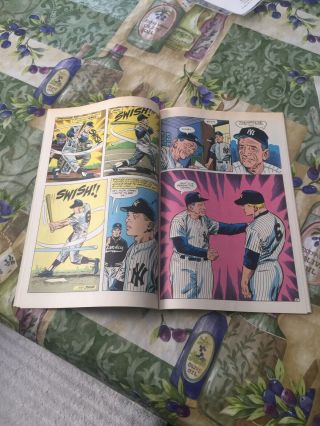 Mickey Mantle Autographed Magnum Comic Book 1st Issue Yankees JSA/LOA BB31036 3