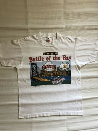 Vtg 1989 World Series T - Shirt Battle Of The Bay Giants Oakland A’s Size L Mlb