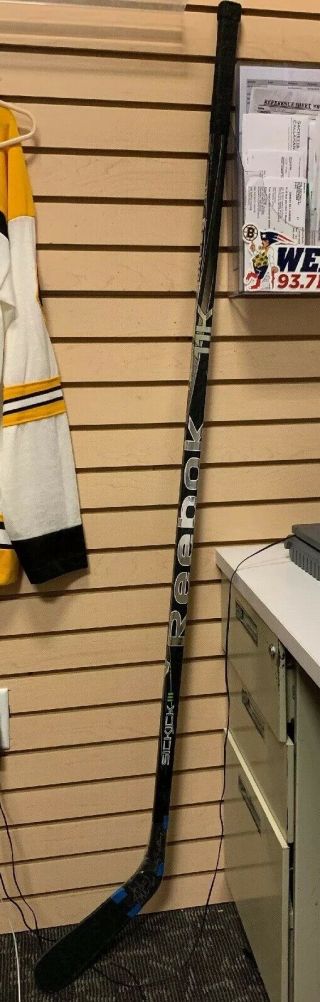 Autographed/signed Shawn Thornton Game Reebok Stick Boston Bruins