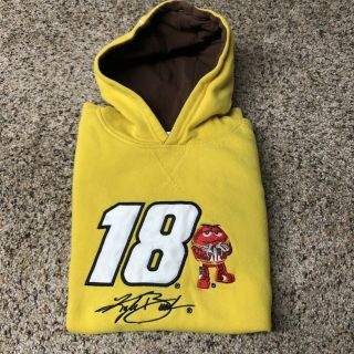 Nascar 18 Kyle Busch Sweatshirt Hoodie M&ms Embroidered Mens Small Yellow