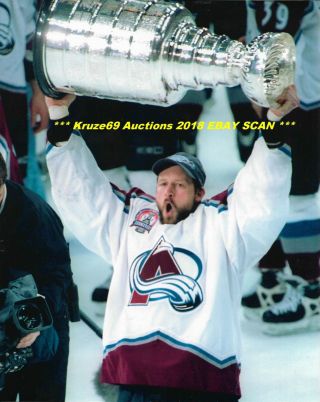 Jon Klemm Lifts 2001 Stanley Cup 8x10 Photo Colorado Avalanche Star Defenseman