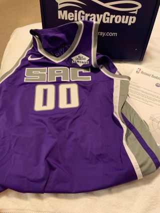 Game Willie Cauley - Stein 00 Sacramento Kings NBA Tip Off 2018 Jersey Worn 5