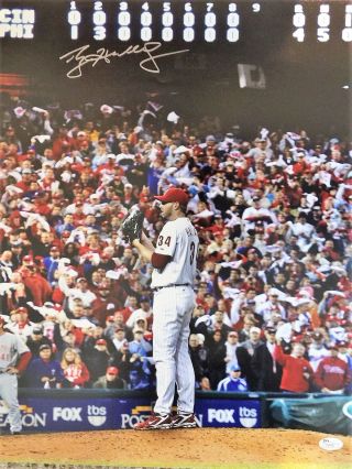 Autographed Roy Halladay 16x20 Philadelphia Phillies Photo With Jsa Full Letter