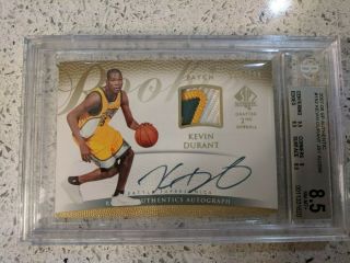 2007 - 08 Sp Authentic Kevin Durant Rpa Rc Rookie Jersey Auto /299 Bgs 8.  5/10