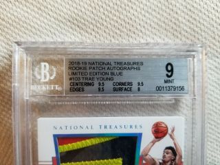 2018 - 19 National Treasures FOTL Trae Young Blue Rookie Patch Autograph 2/3 BGS9 4
