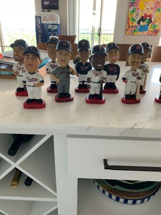 Mn Twins Bobbleheads Set Of 13