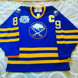 1994 - 95 Size Adult Large Ccm Alexander Mogilny Buffalo Sabres Nhl Hockey Jersey