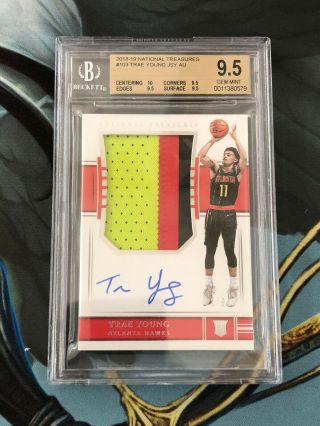 18 - 19 National Treasures Trae Young Rookie Patch Auto Rpa 02/99 Bgs 9.  5/10 Hawks
