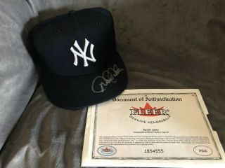 Derek Jeter 2001 Fleer Legacy Signed York Yankees Baseball Cap Hat Auto