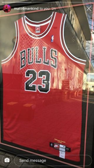 NBA Legend 23 Michael Jordan MJ Autographed Chicago Bulls Signed Jersey Framed 2