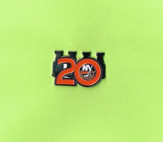 York Islanders 20th Anniversary Nhl Hockey Lapel Hat Pin